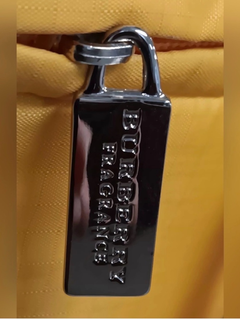 Burberry vibrant yellow drawstring backpack/barrel bag - Picture 3 of 7